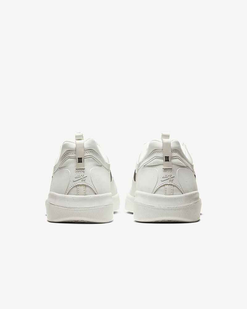 white nike nyjah