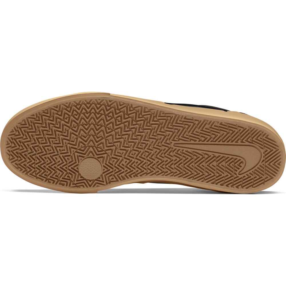 nike charge black gum