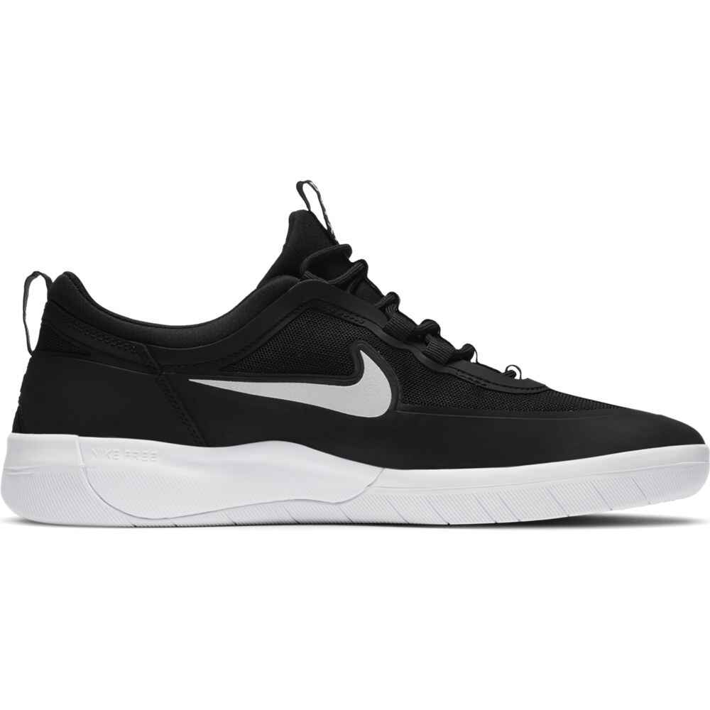black nike nyjah