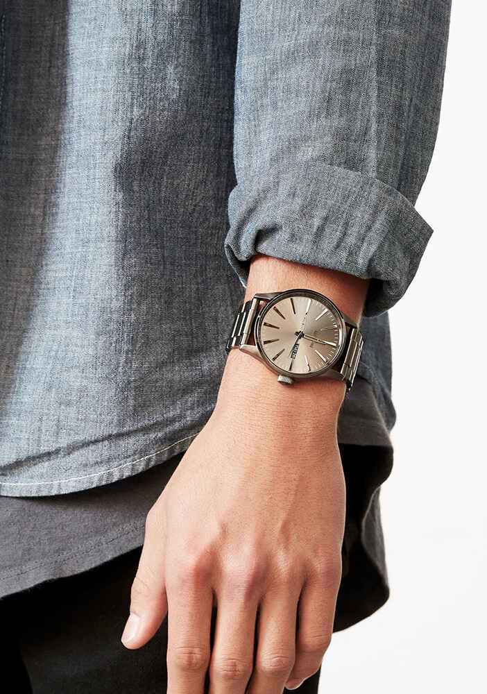 Nixon deals ss watch