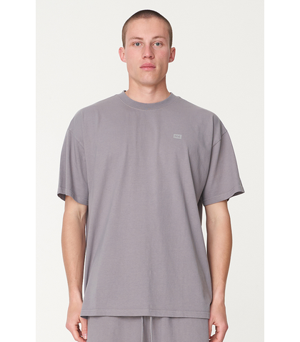 HUFFER MENS BOX FREE TEE - SMOKE