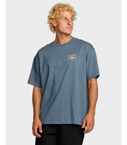 BILLABONG MENS DOUBLE SPREAD OG TEE - STEEL BLUE