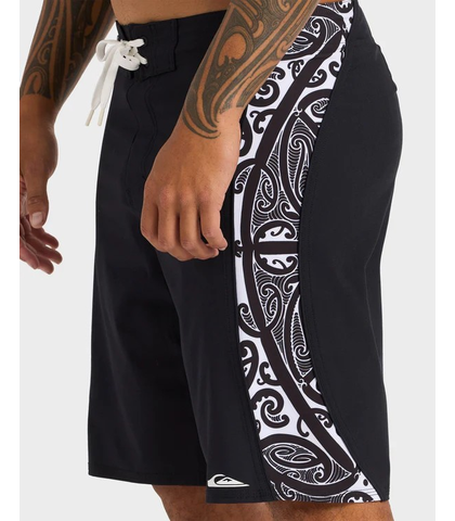 QUIKSILVER MANGOTU 20'' BOARDSHORT - BLACK