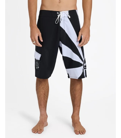 BILLABONG MENS AI RISING SUN PRO BOARDSHORT - BLACK / WHITE