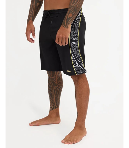 QUIKSILVER MENS MANGOTU BOARDSHORT - BLACK