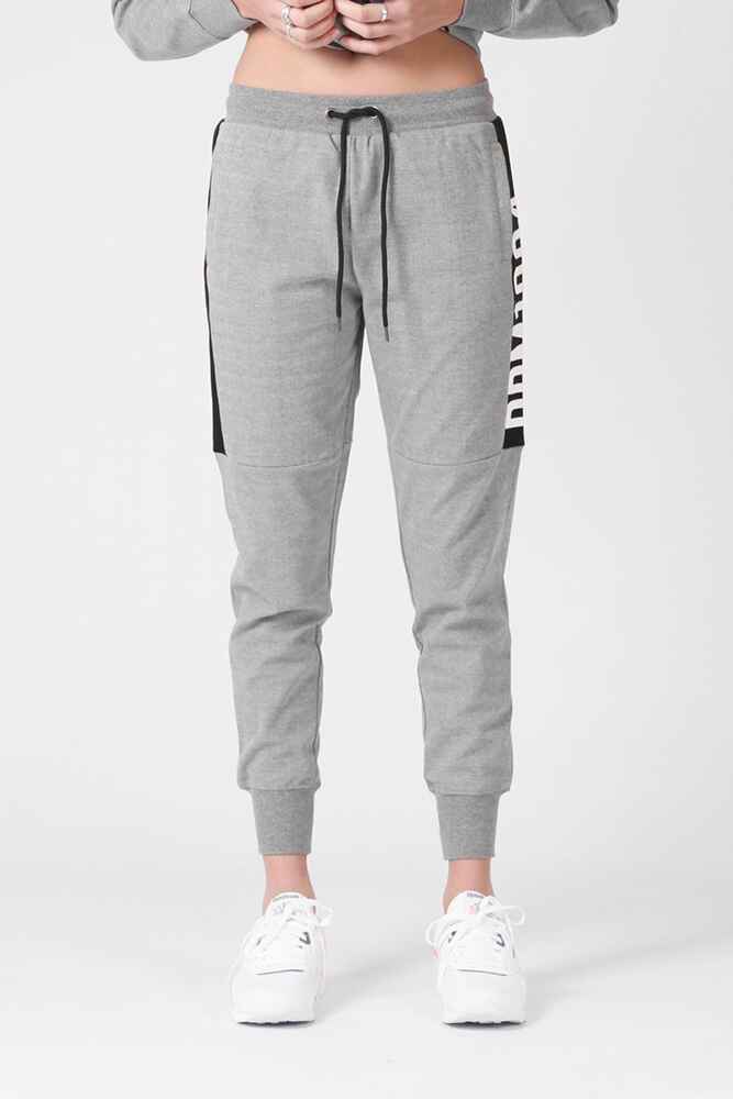 grey tracky