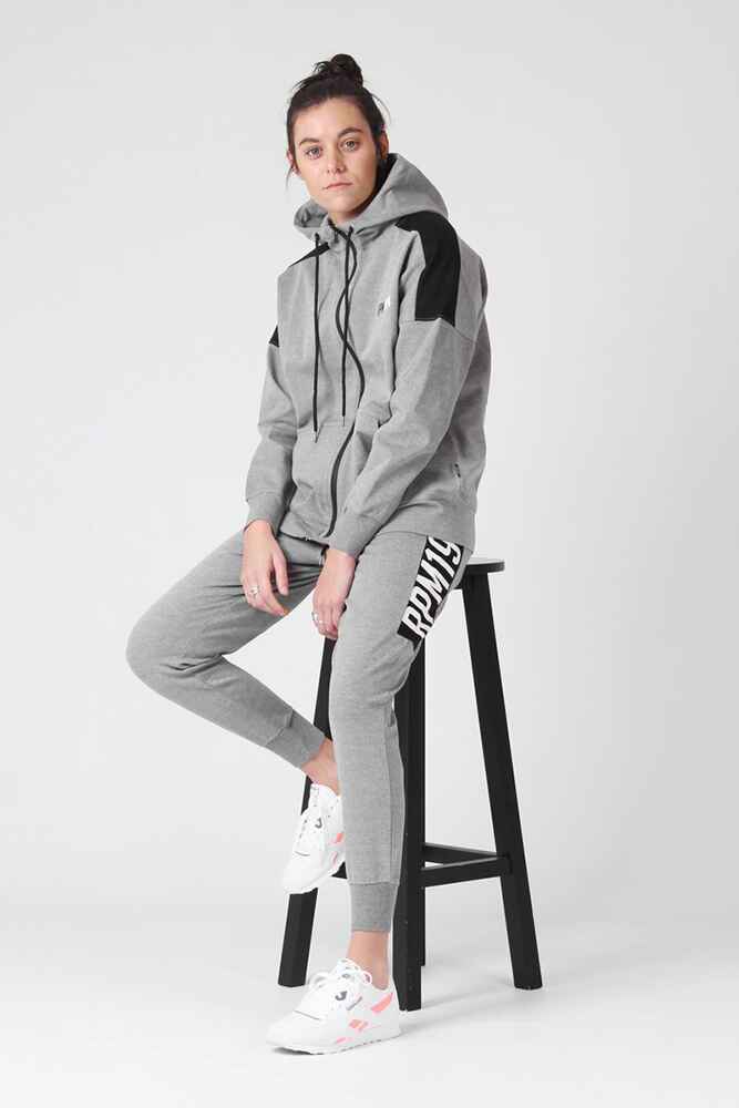 grey tracky
