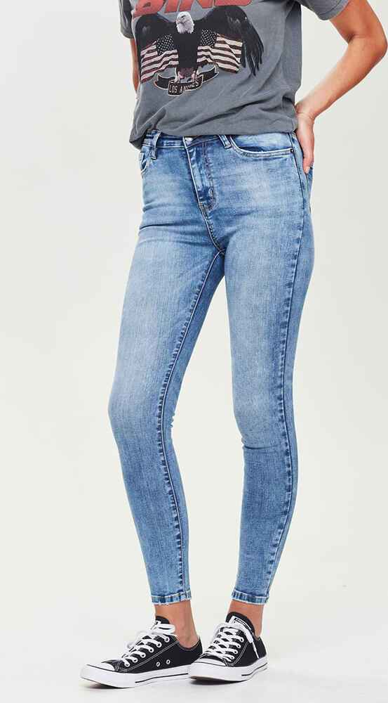 JUNK FOOD JEANS GRACE JEAN BLUE NO RIPS WomensBottoms Sequence