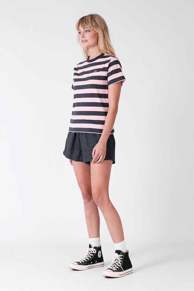 Sophie Tee | Red Surfer